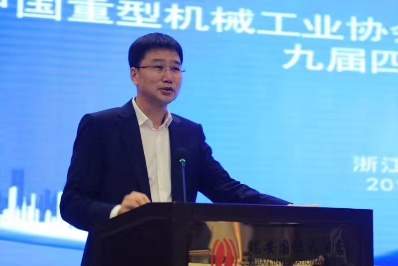 桥式起重机理事会各位专家代表一行来参观九游会j9