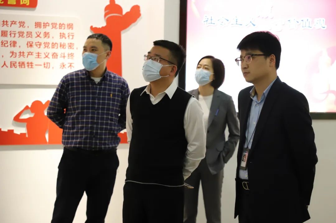 瑞安市人大常委会周晓华副主任一行莅临九游会j9科技调研